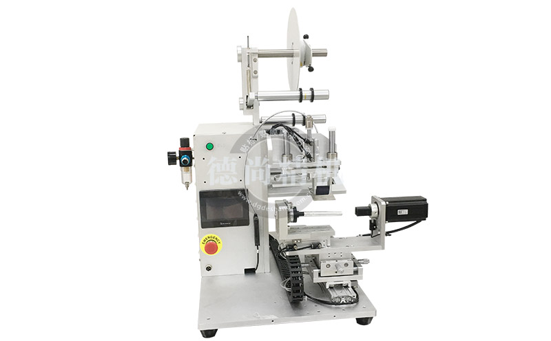 DS-301半自動(dòng)貼膜機(jī)