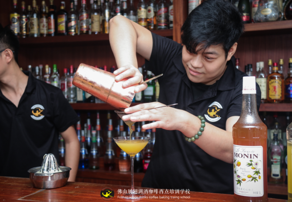 調酒師如何讓身邊人了解飲酒文化？